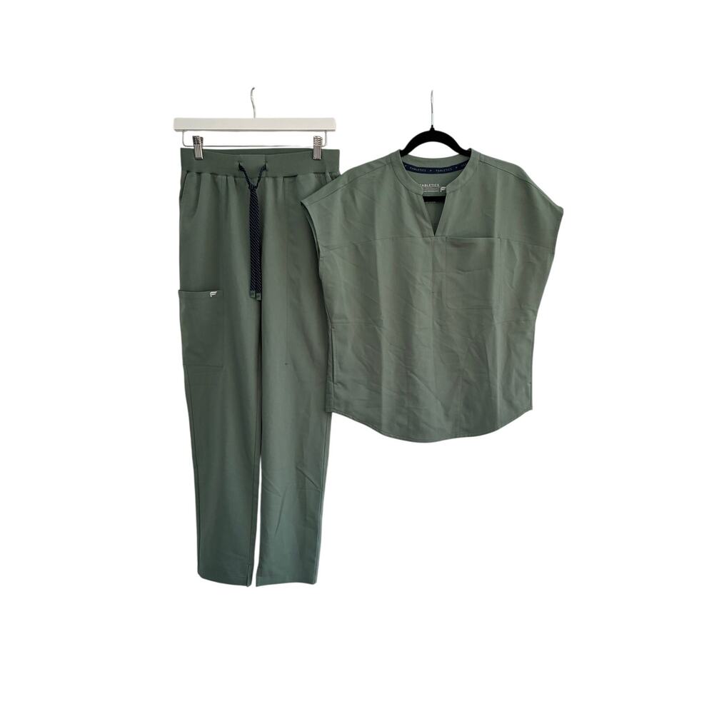 Fabletics NWOT XS Sage Ion Scrub Pants & XS Sage Evolve Scrub Top READ